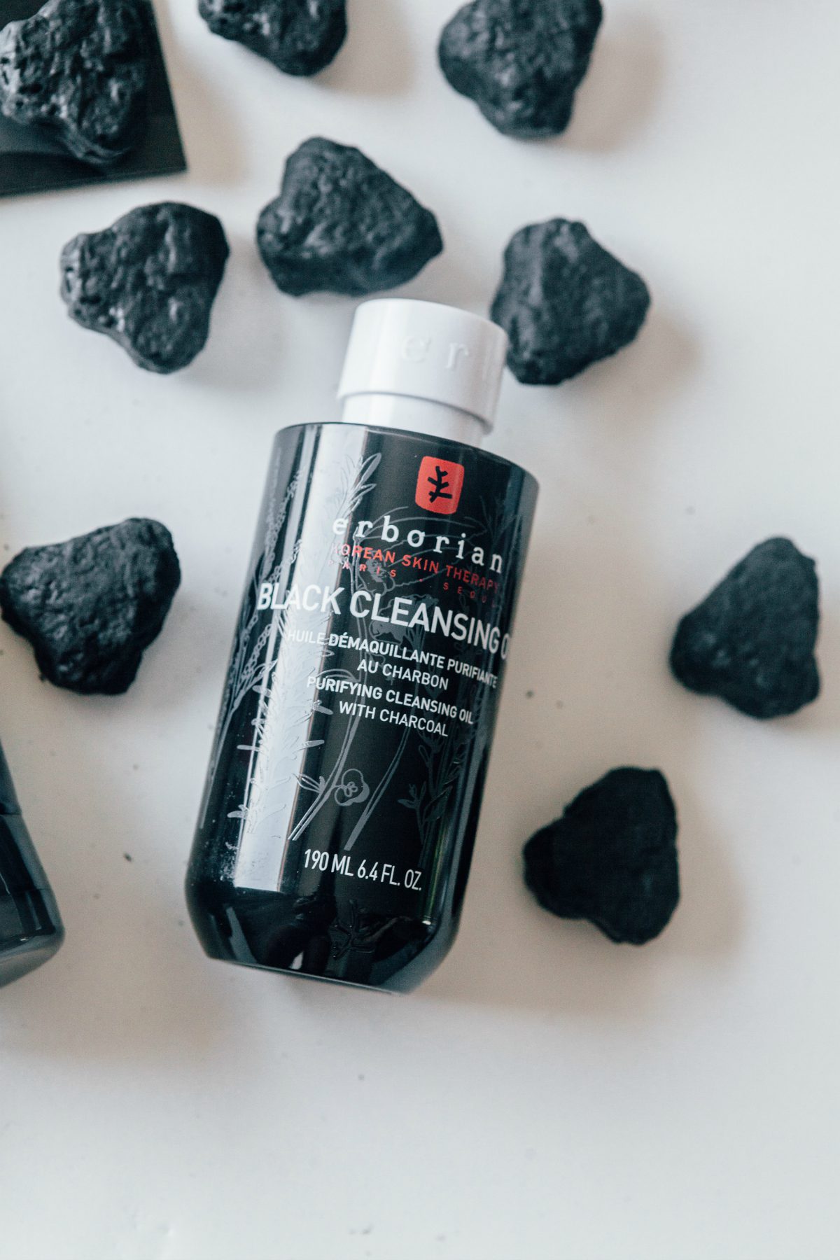 Charcoal-Infused Beauty Products from Erborian Black Cleansing Oil
